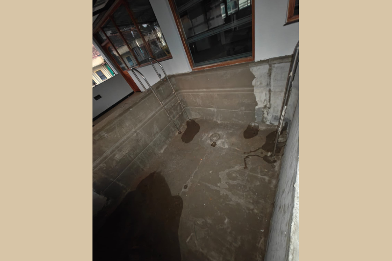 Swimming pool waterproofing project